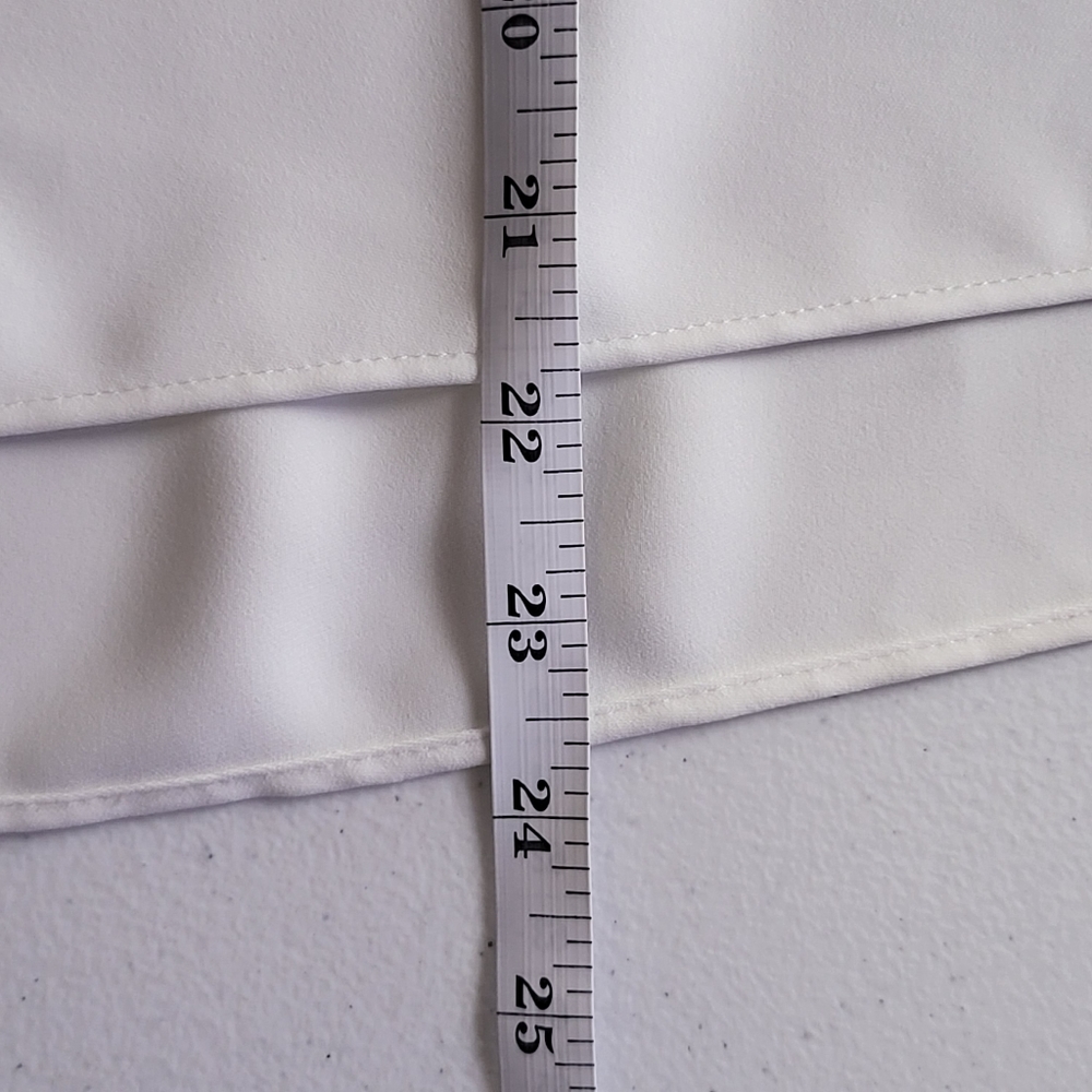 Zara Basic Blouse Tops - Picture 8 of 13